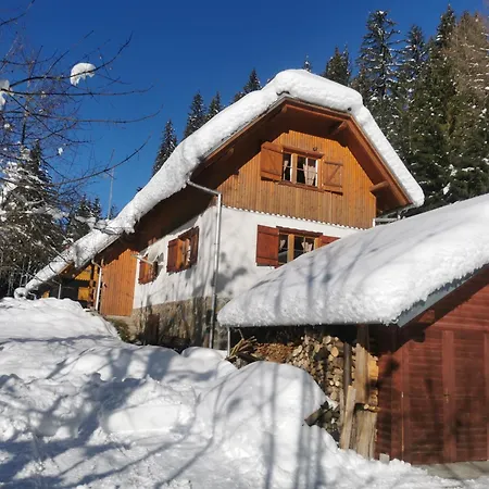 Appartement Pohorje House 2 A Private Riverside