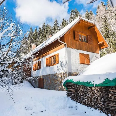 Pohorje House 2 A Private Riverside Appartement *