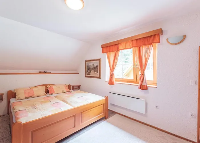 דירה Pohorje House 2 Four Appartmetns *