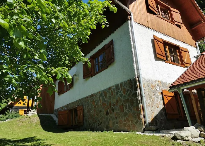 Pohorje House 2 Four Appartmetns アパート *